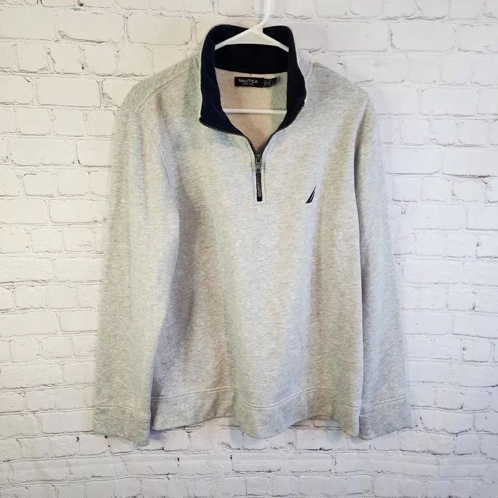 Men's Nautica fleece sweater, size Large